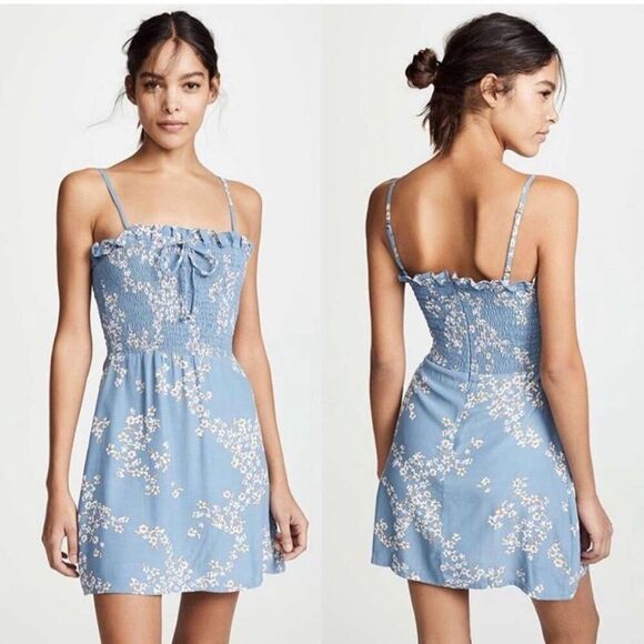 FAITHFULL THE BRAND Blue White Floral Print Marni Smocked Mini Dress Size 6 - Picture 1 of 8